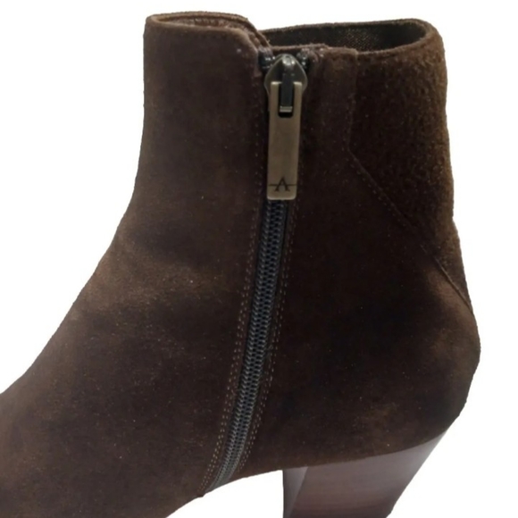 Aquatalia Women's Ankle Suede Booties Size 8.5 - Picture 6 of 16